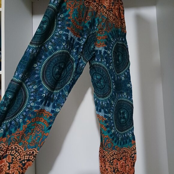 How Bazaar Printed Flowy Pants Size Approx. S/M - Picture 2 of 2